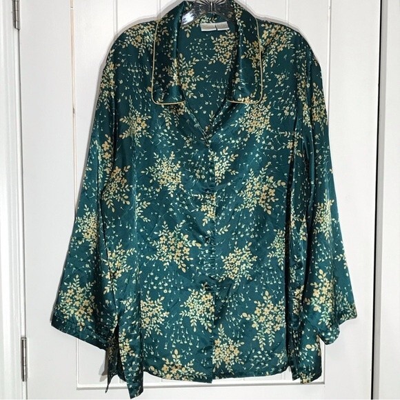 Gilligan & O'Malley Silky Collared Button Front Loungewear Pajama Top Green Gold - Picture 3 of 8